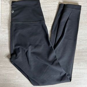 Lululemon wunder train 25’ size 6